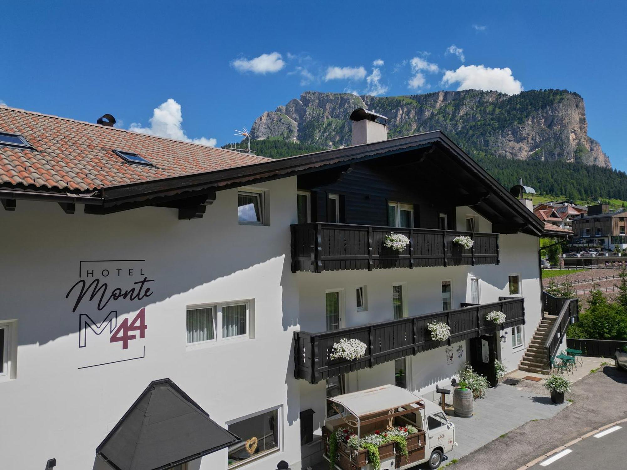 Hotel Monte44 Selva di Val Gardena Exterior foto